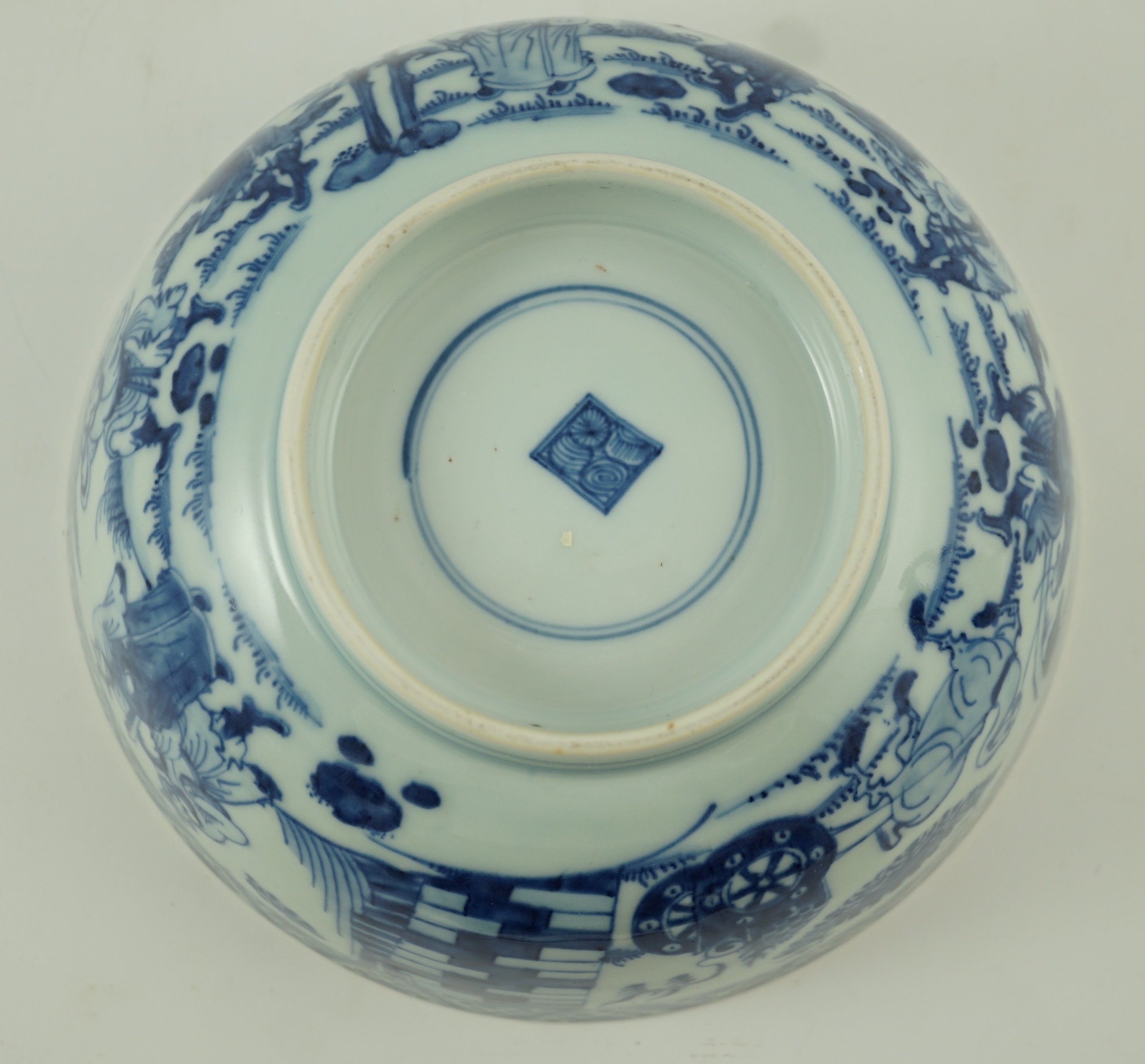 A Chinese blue and white ‘foreign ambassadors’ bowl, Kangxi/Yongzheng period, 21.5cm diameter